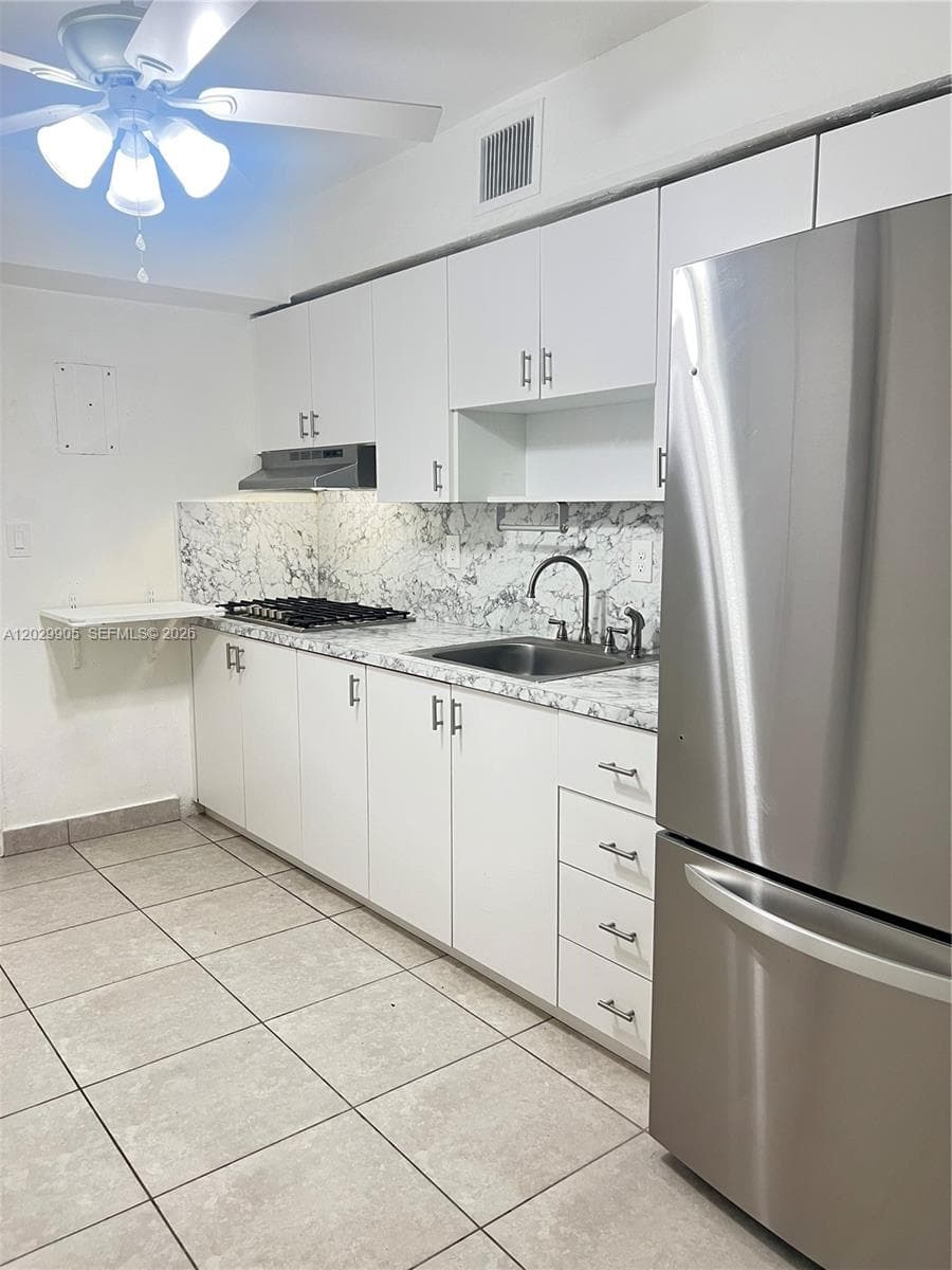 1401 E 8th Ave, Hialeah FL 33010 — 3