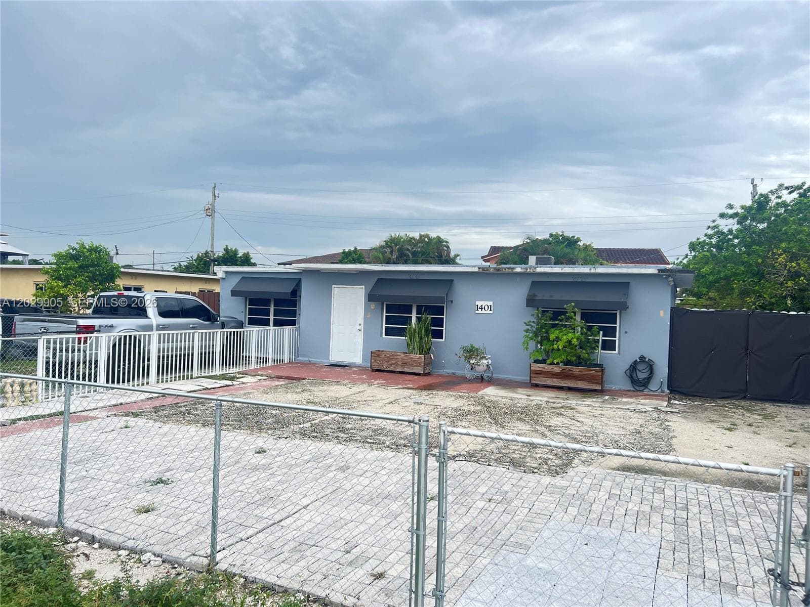 1401 E 8th Ave, Hialeah FL 33010 — 1