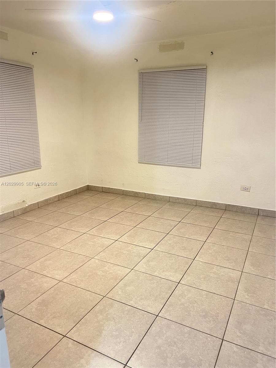 1401 E 8th Ave, Hialeah FL 33010 — 8