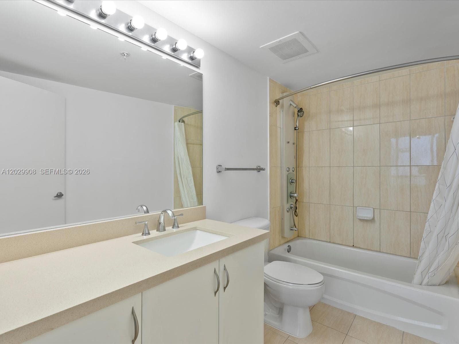 1750 N Bayshore Dr # 5601, Miami FL 33132 — 18