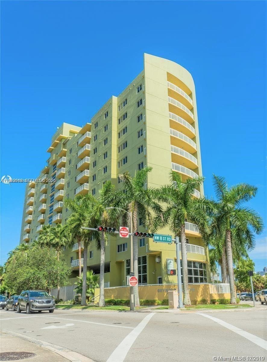 816 NW 11th St # 801, Miami FL 33136 — 3