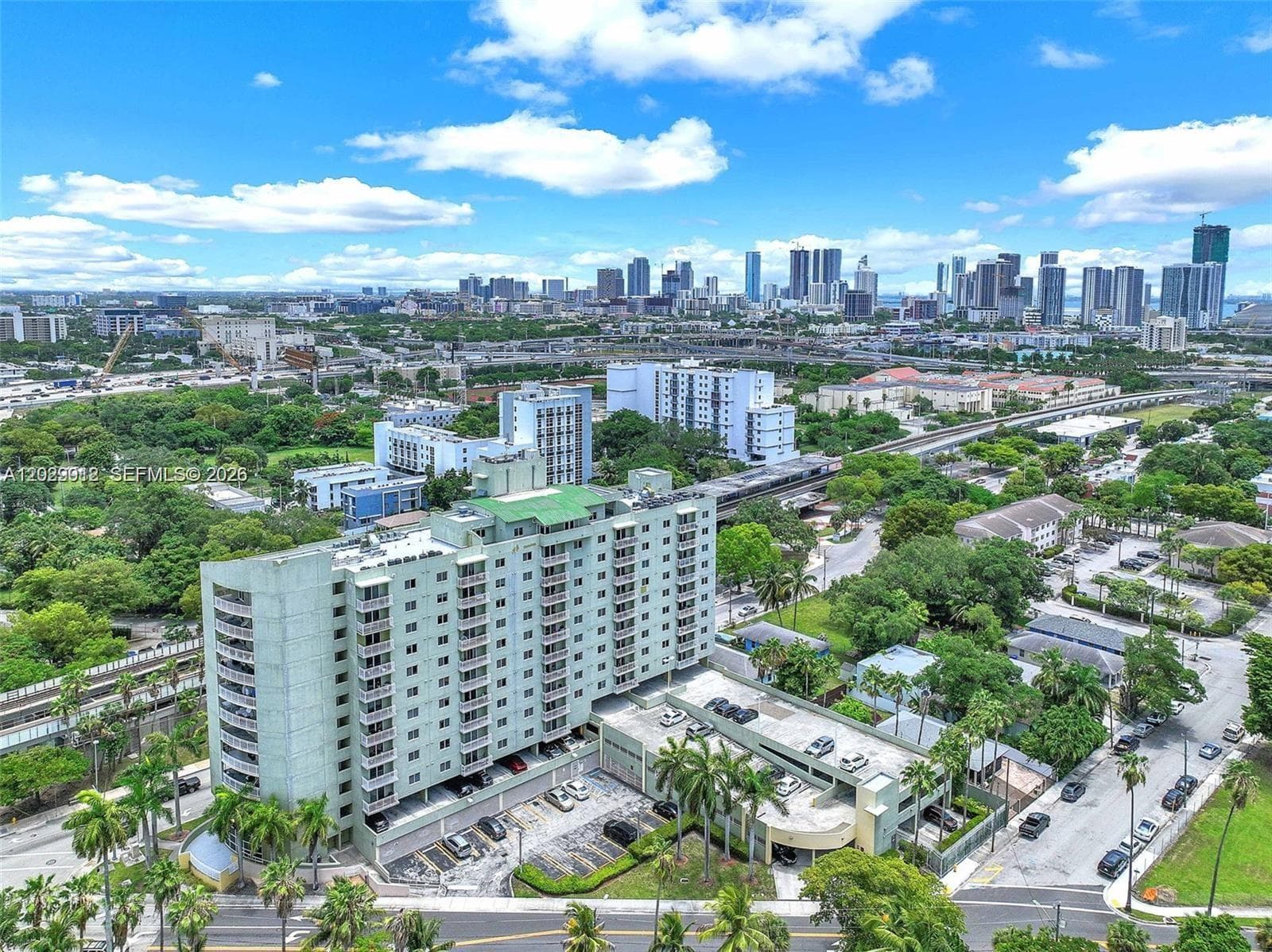 816 NW 11th St # 801, Miami FL 33136 — 32