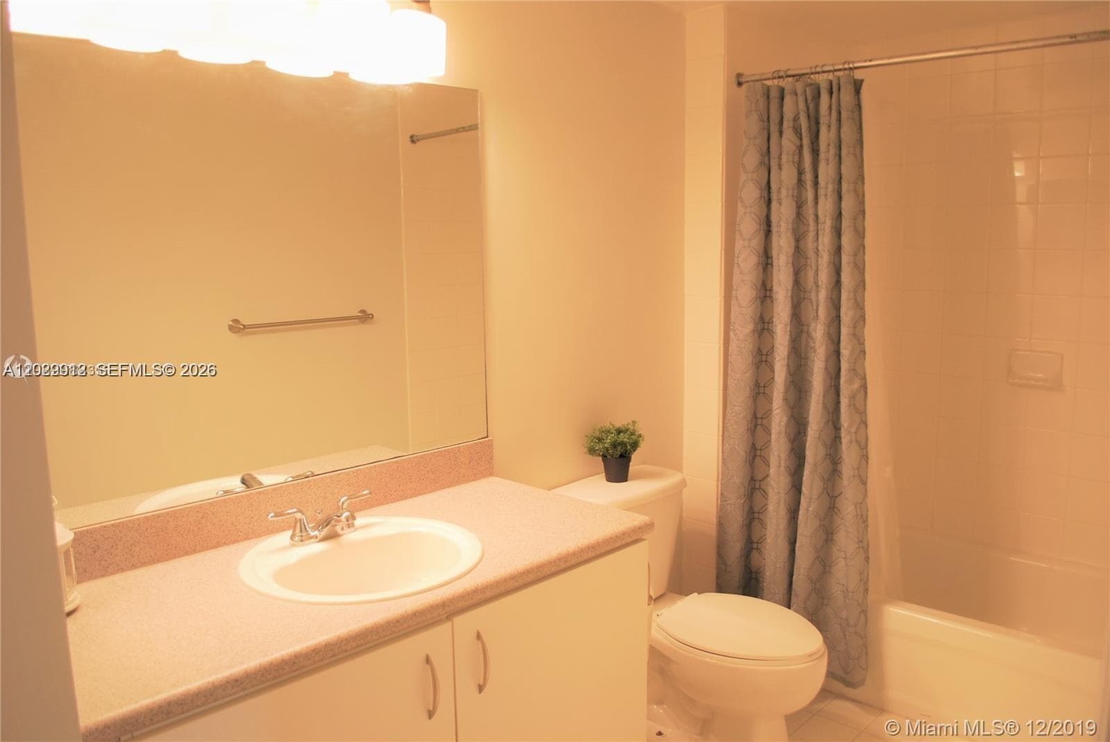816 NW 11th St # 801, Miami FL 33136 — 20