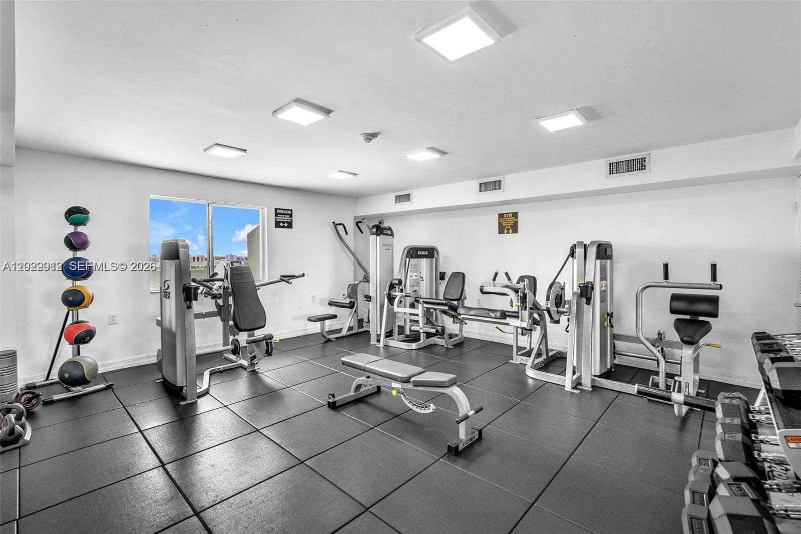 816 NW 11th St # 801, Miami FL 33136 — 35