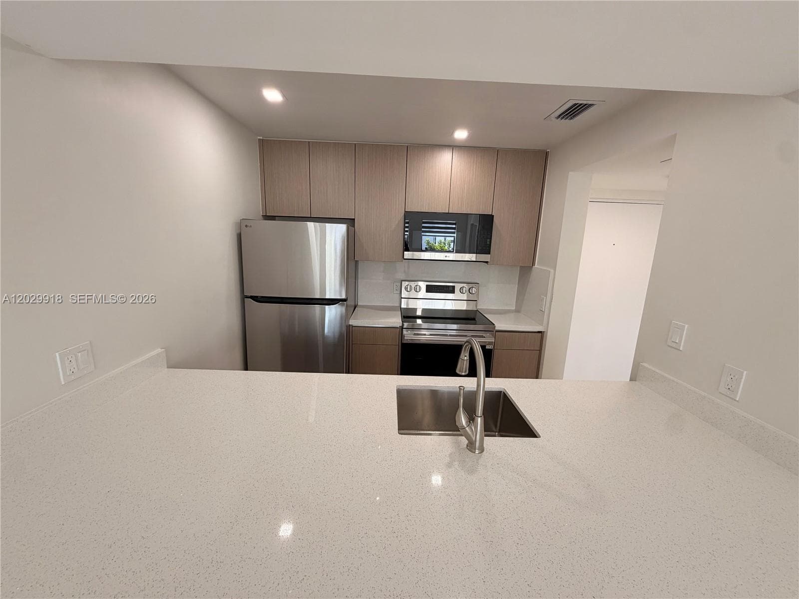 8100 Geneva Ct # 345, Doral FL 33166 — 5