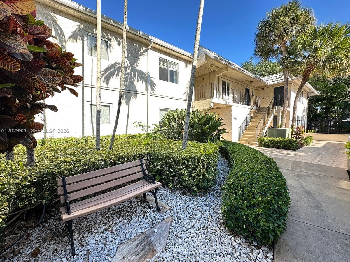 8601 SW 68 CT # 5, Pinecrest FL 33156 — 13