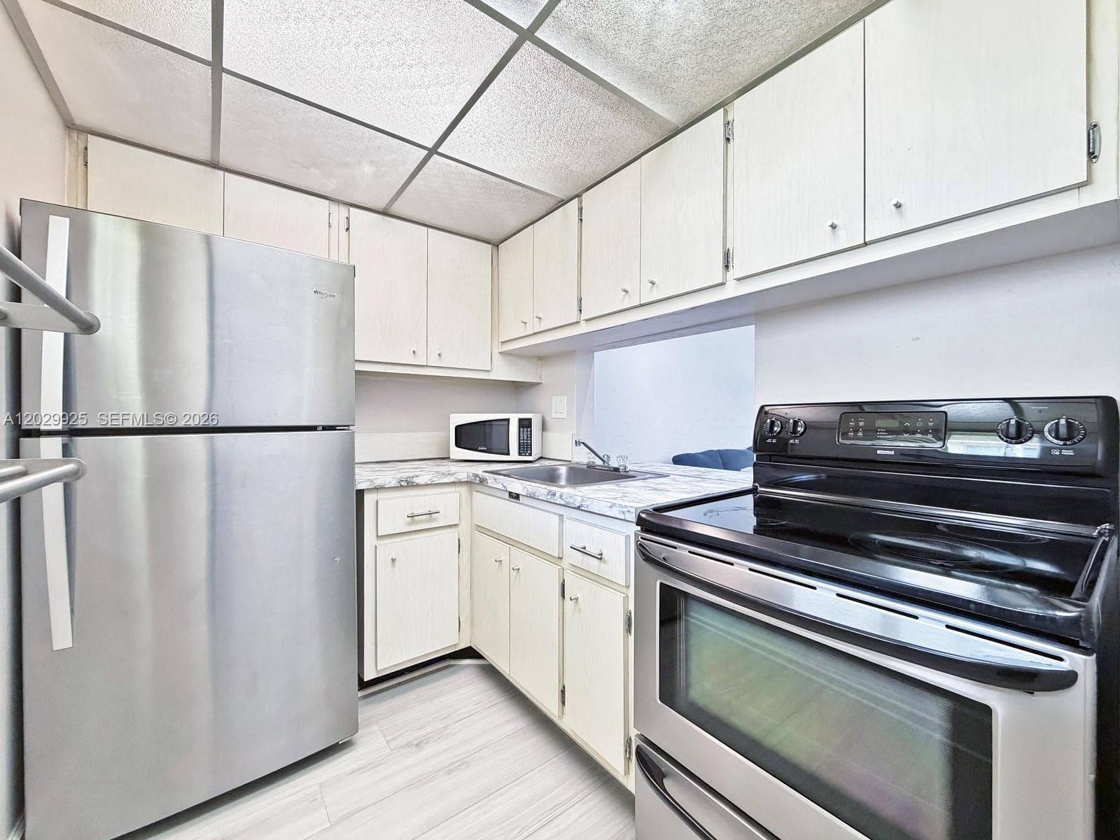 8601 SW 68 CT # 5, Pinecrest FL 33156 — 5