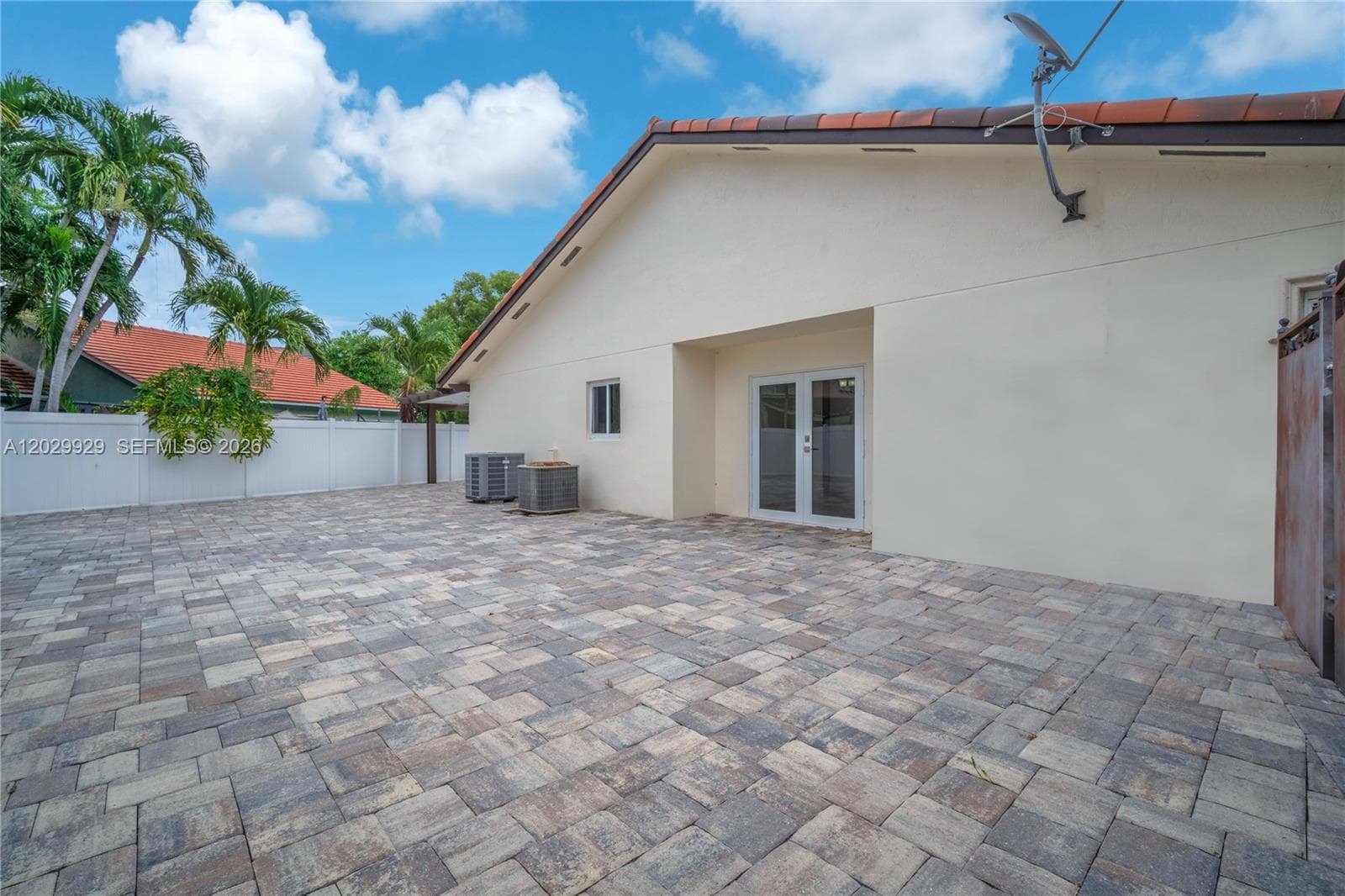 15715 SW 76th Ter, Miami FL 33193 — 38