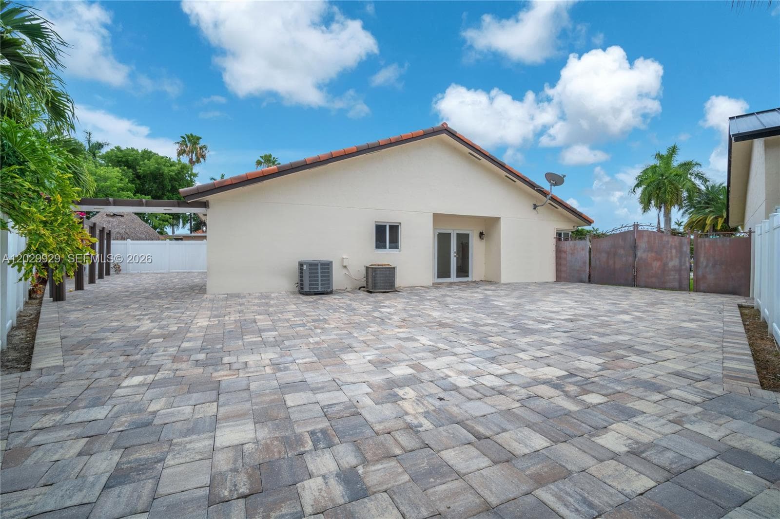 15715 SW 76th Ter, Miami FL 33193 — 37