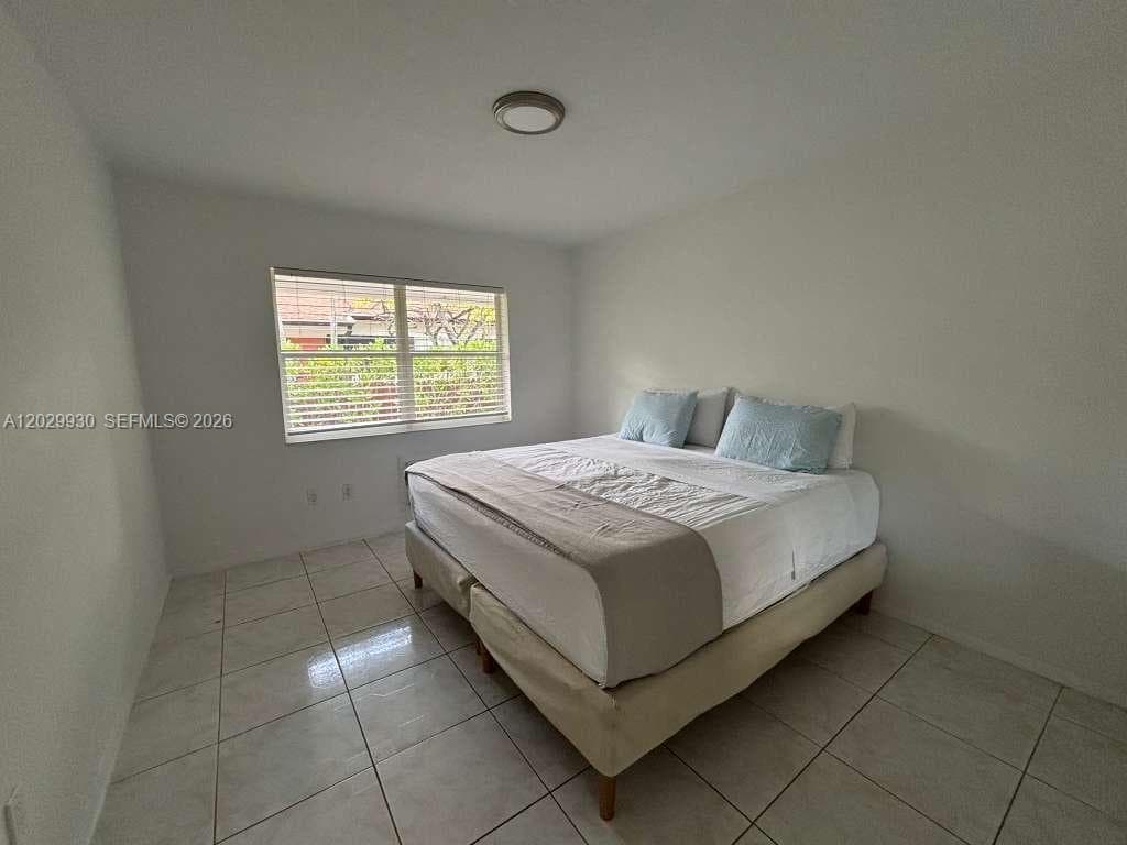 424 NE 64th St # 2, Miami FL 33138 — 5