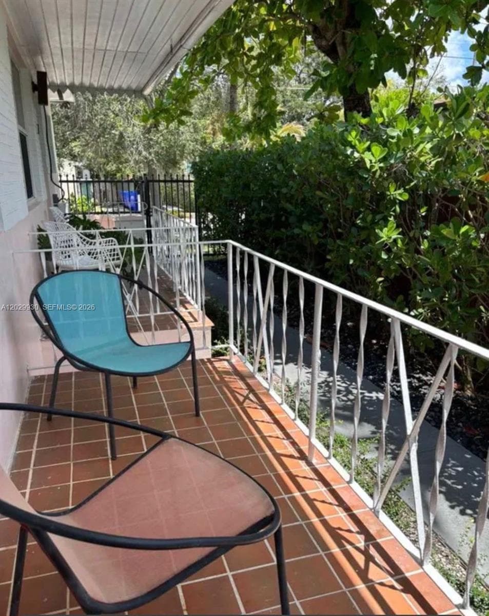 424 NE 64th St # 2, Miami FL 33138 — 4