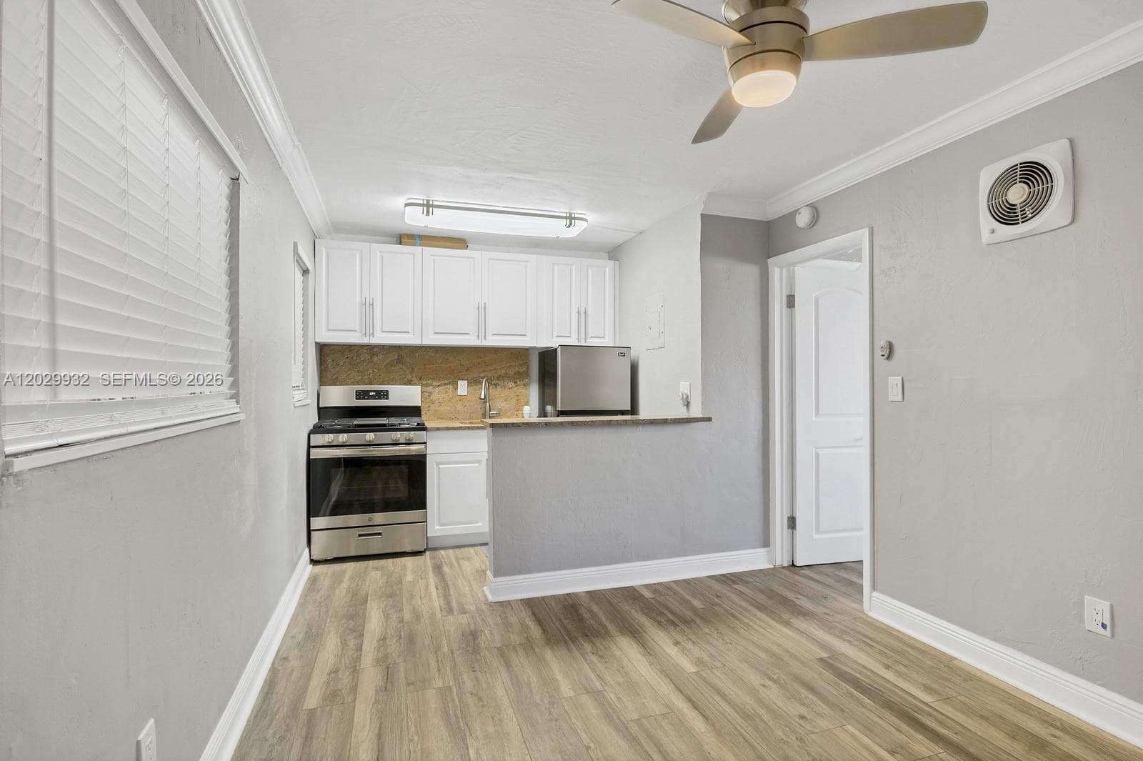 1014 Salzedo St # 211, Coral Gables FL 33134 — 2