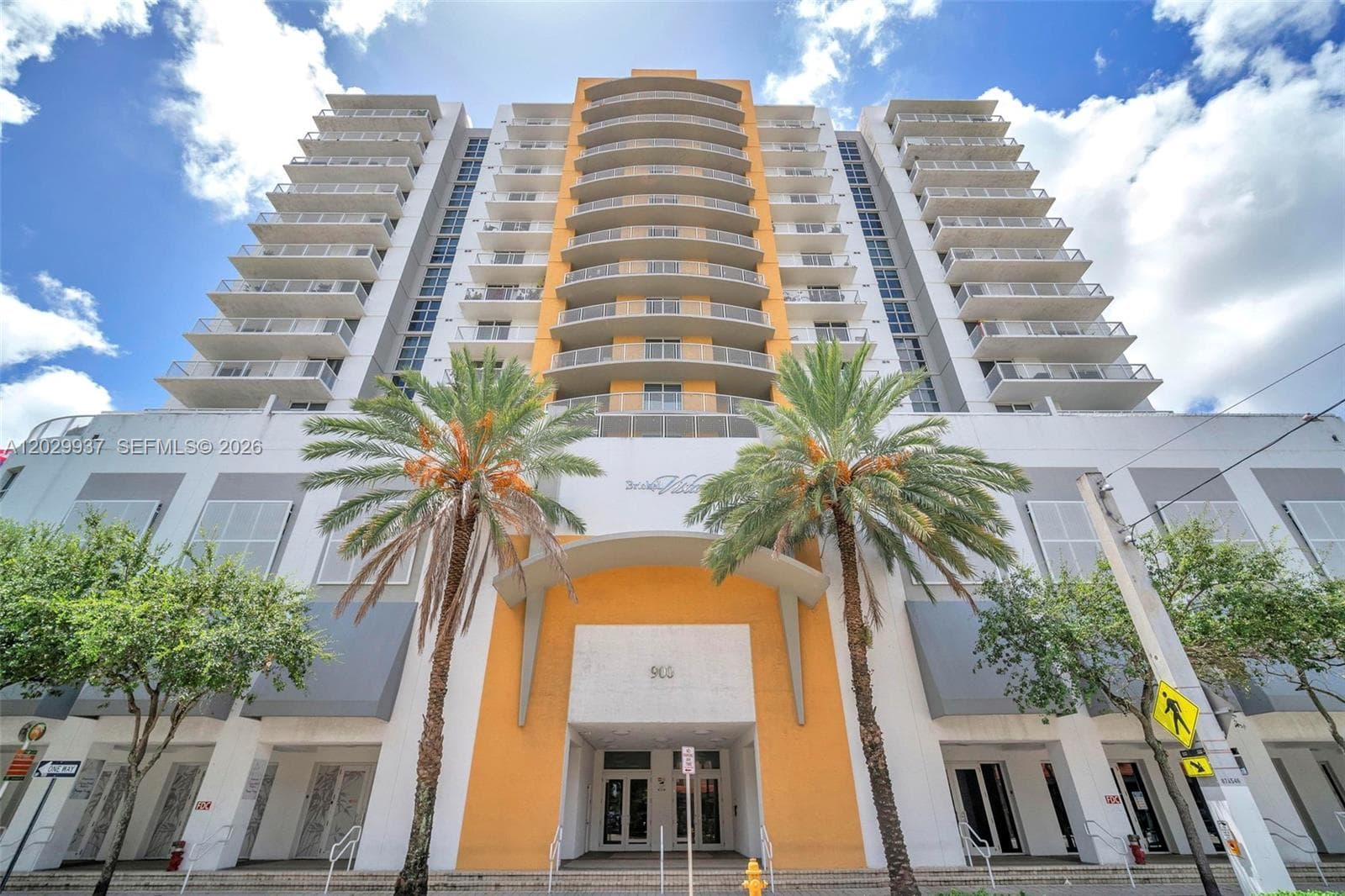 900 SW 8th St # 1103, Miami FL 33130 — 3
