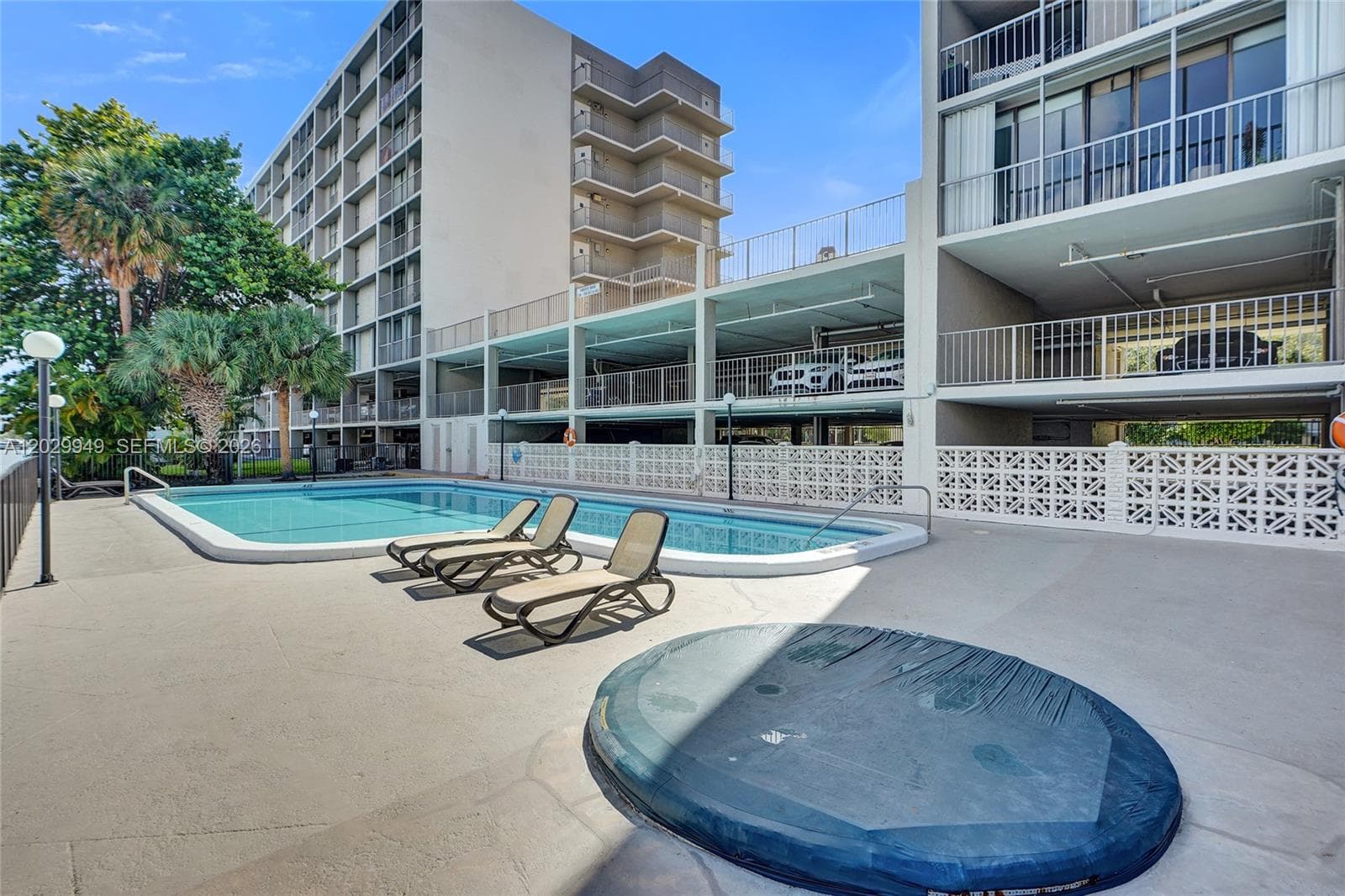 17500 N Bay Rd # S403, Sunny Isles Beach FL 33160 — 30