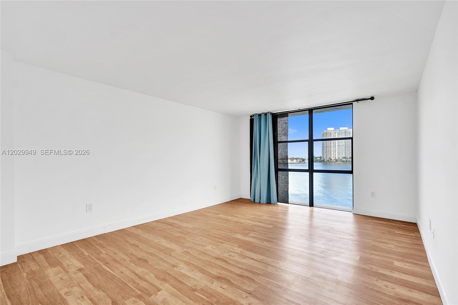 17500 N Bay Rd # S403, Sunny Isles Beach FL 33160 — 18