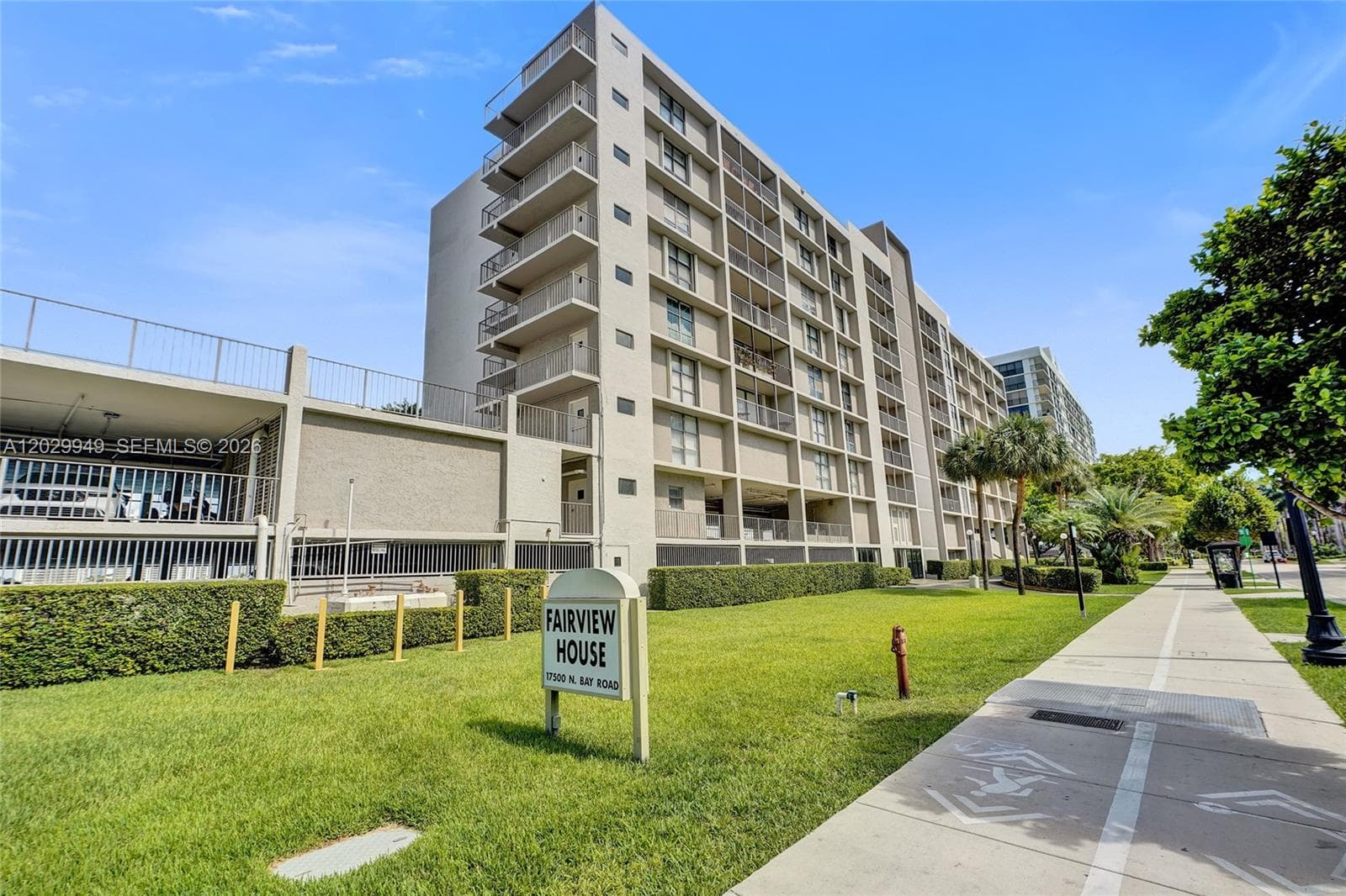 17500 N Bay Rd # S403, Sunny Isles Beach FL 33160 — 40