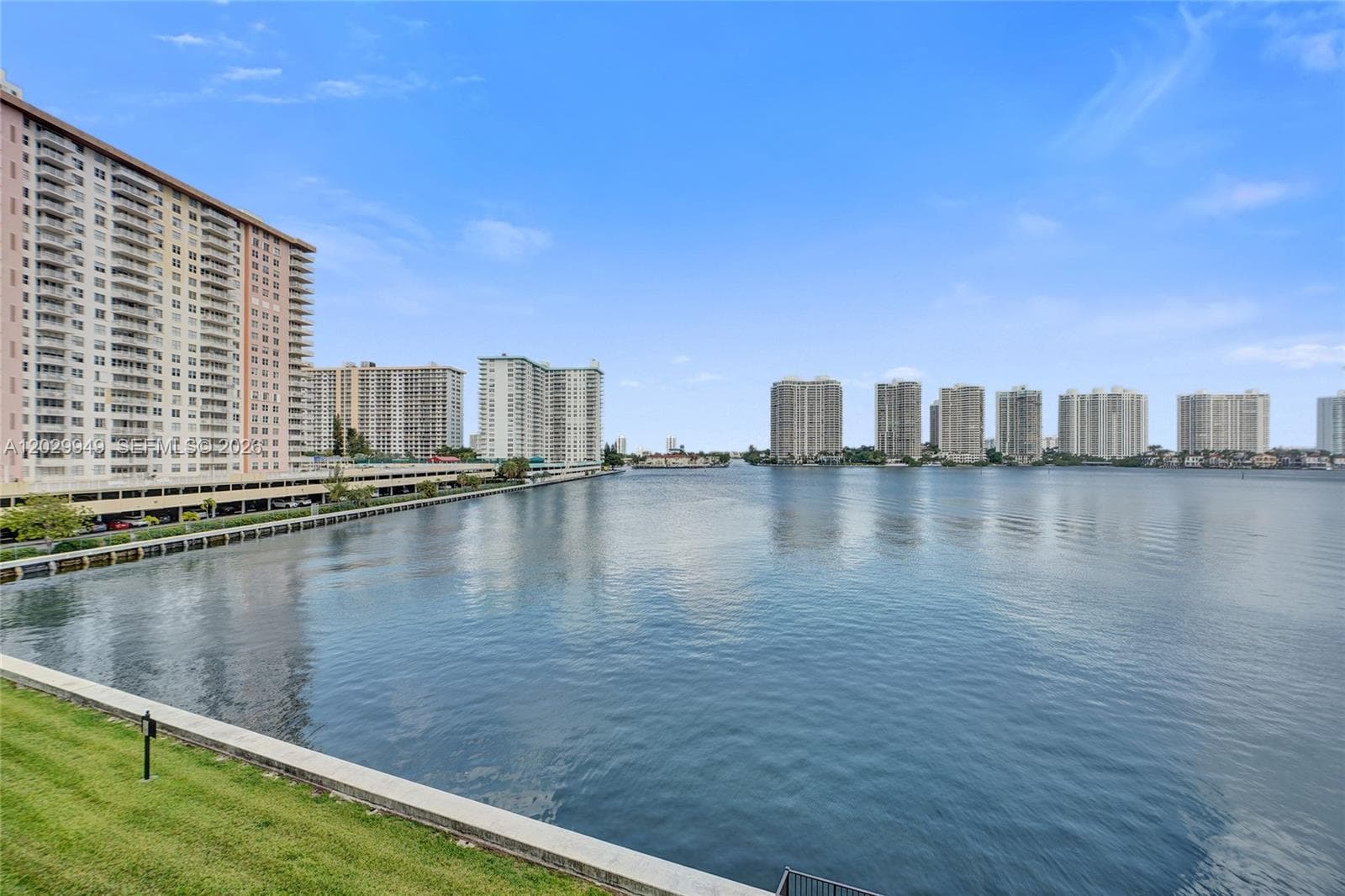 17500 N Bay Rd # S403, Sunny Isles Beach FL 33160 — 35