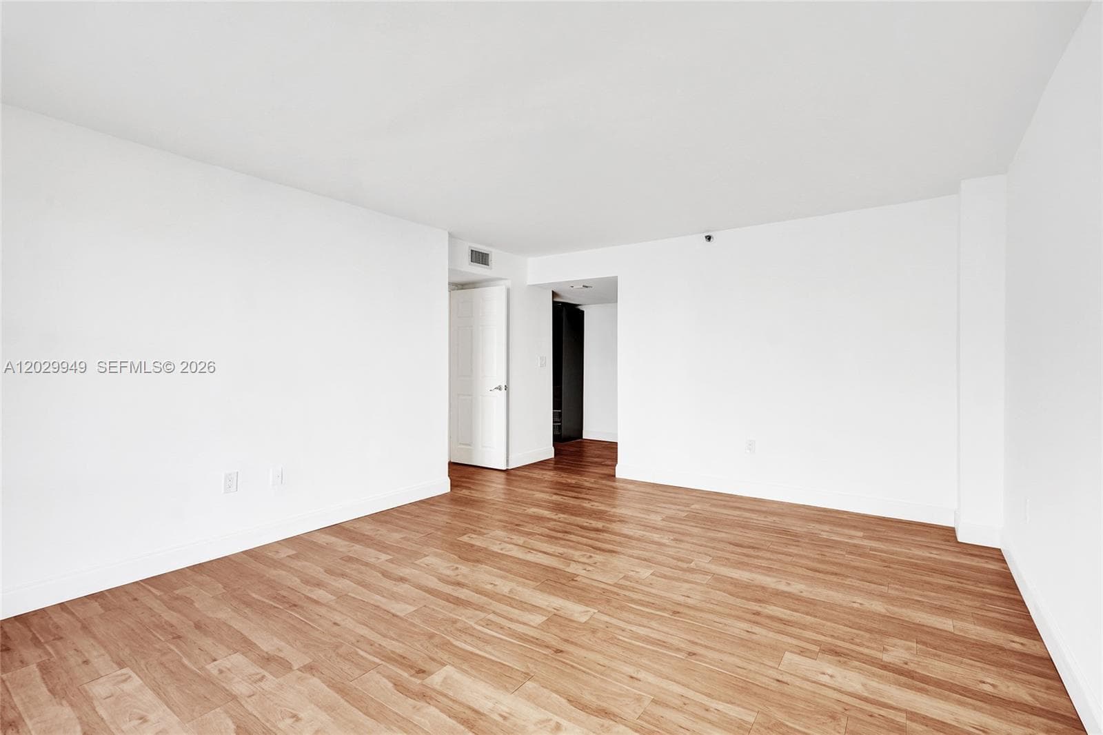 17500 N Bay Rd # S403, Sunny Isles Beach FL 33160 — 21