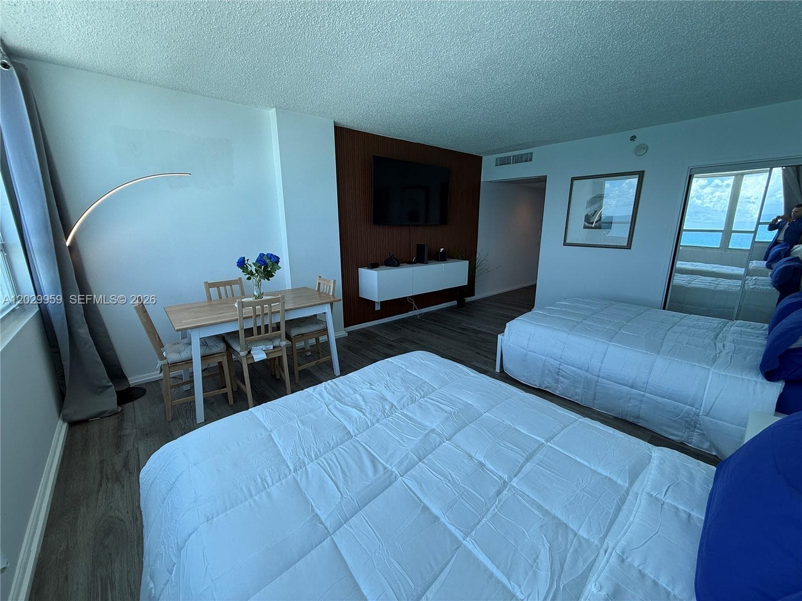 5445 Collins Ave # 1701, Miami Beach FL 33140 — 27