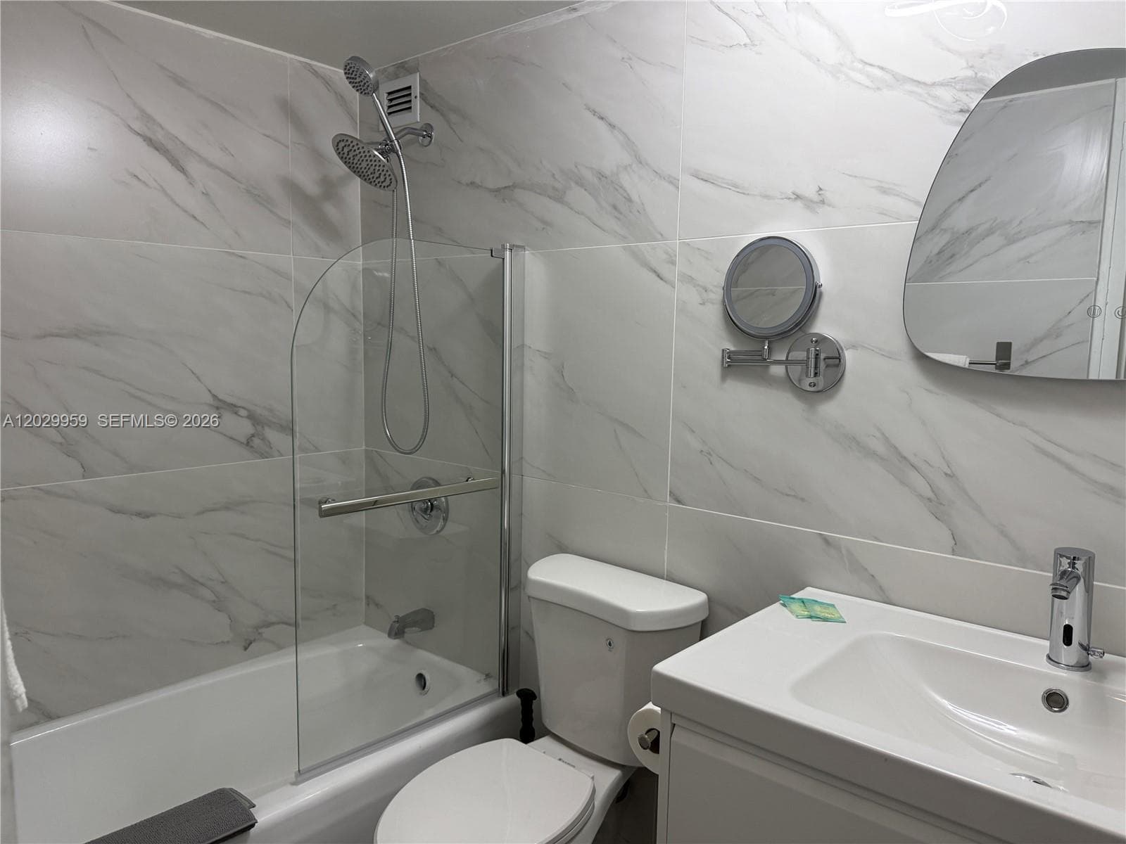 5445 Collins Ave # 1701, Miami Beach FL 33140 — 12