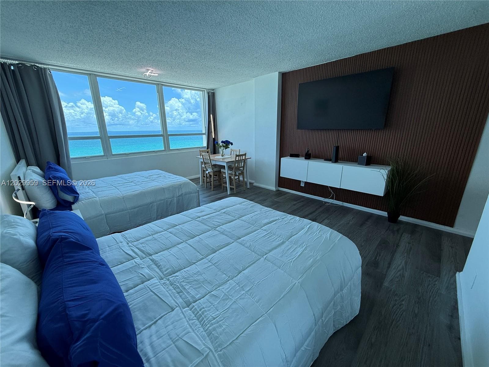 5445 Collins Ave # 1701, Miami Beach FL 33140 — 28