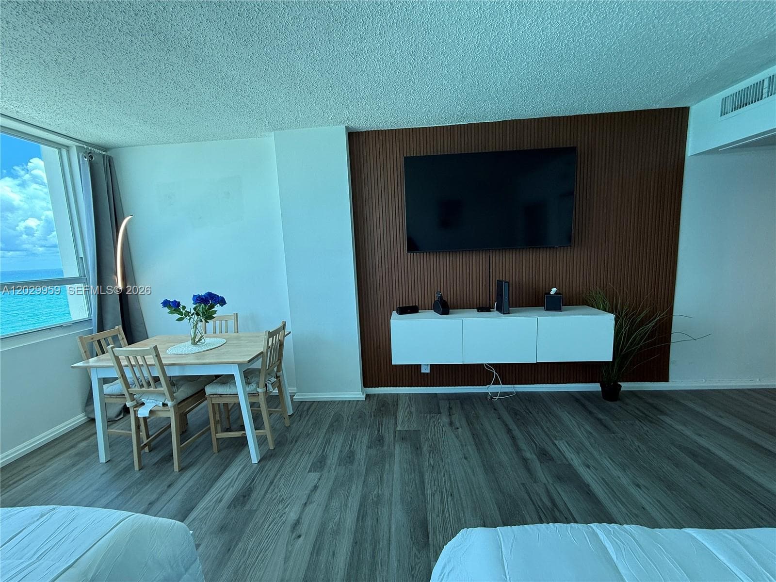 5445 Collins Ave # 1701, Miami Beach FL 33140 — 31