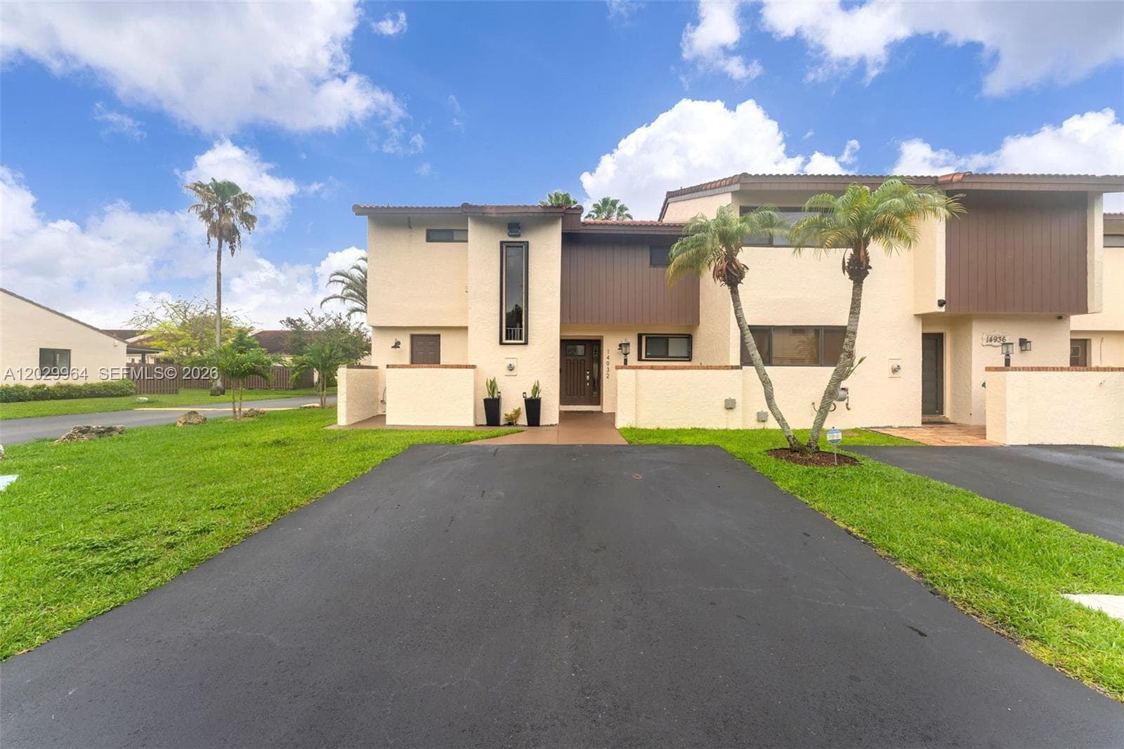 14932 SW 89th St, Miami FL 33196 — 1