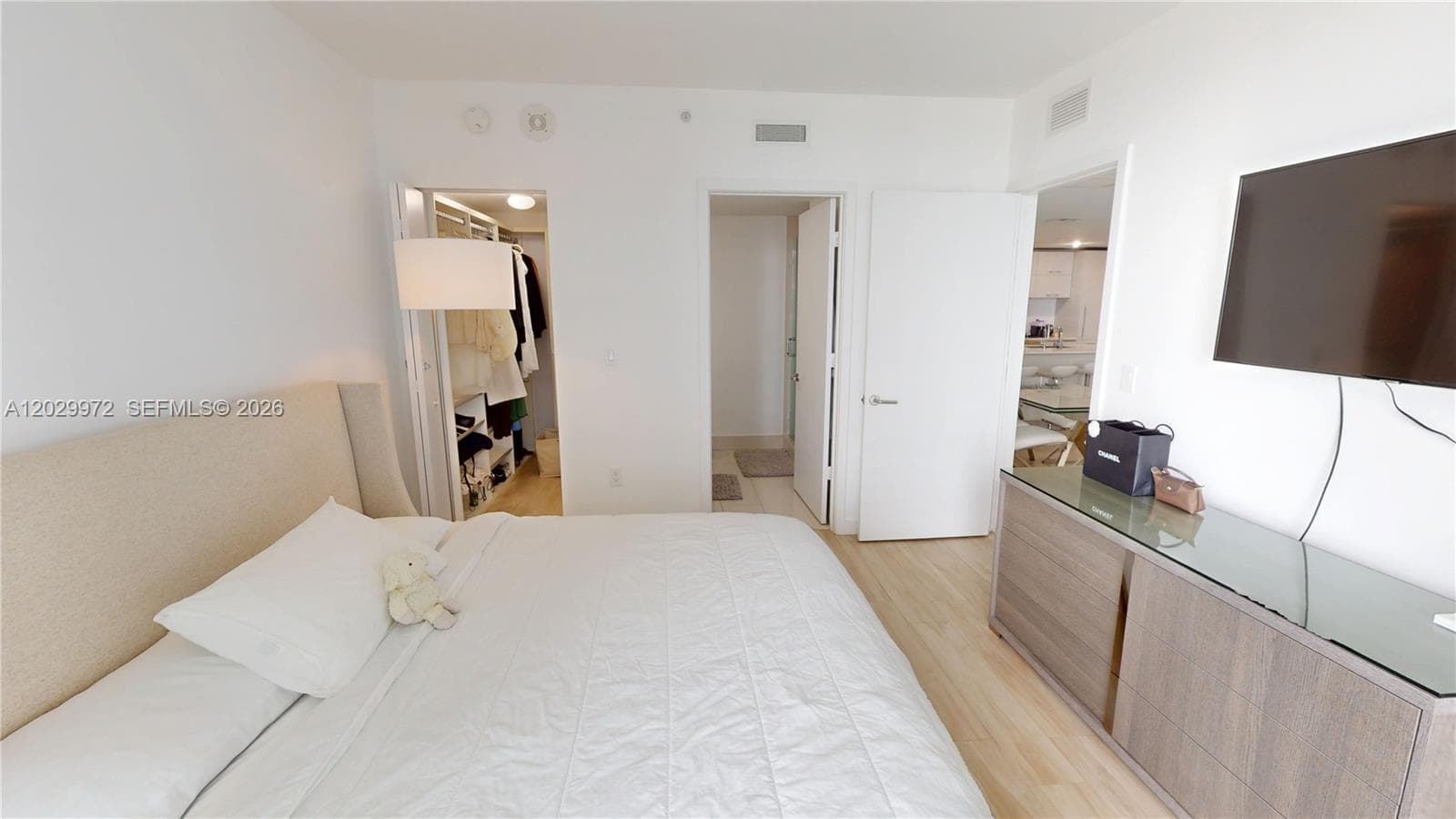 1300 S Miami Ave # 2209, Miami FL 33130 — 14