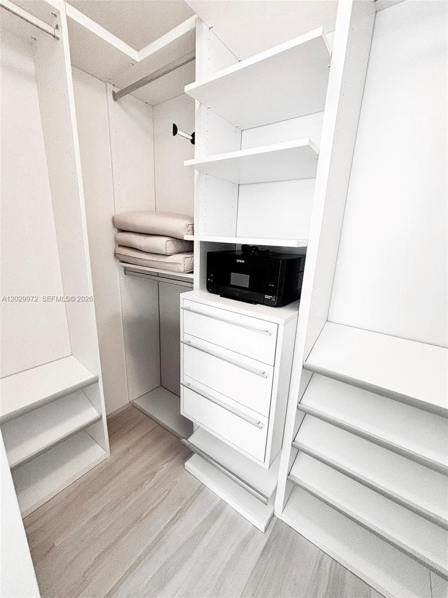 1300 S Miami Ave # 2209, Miami FL 33130 — 19
