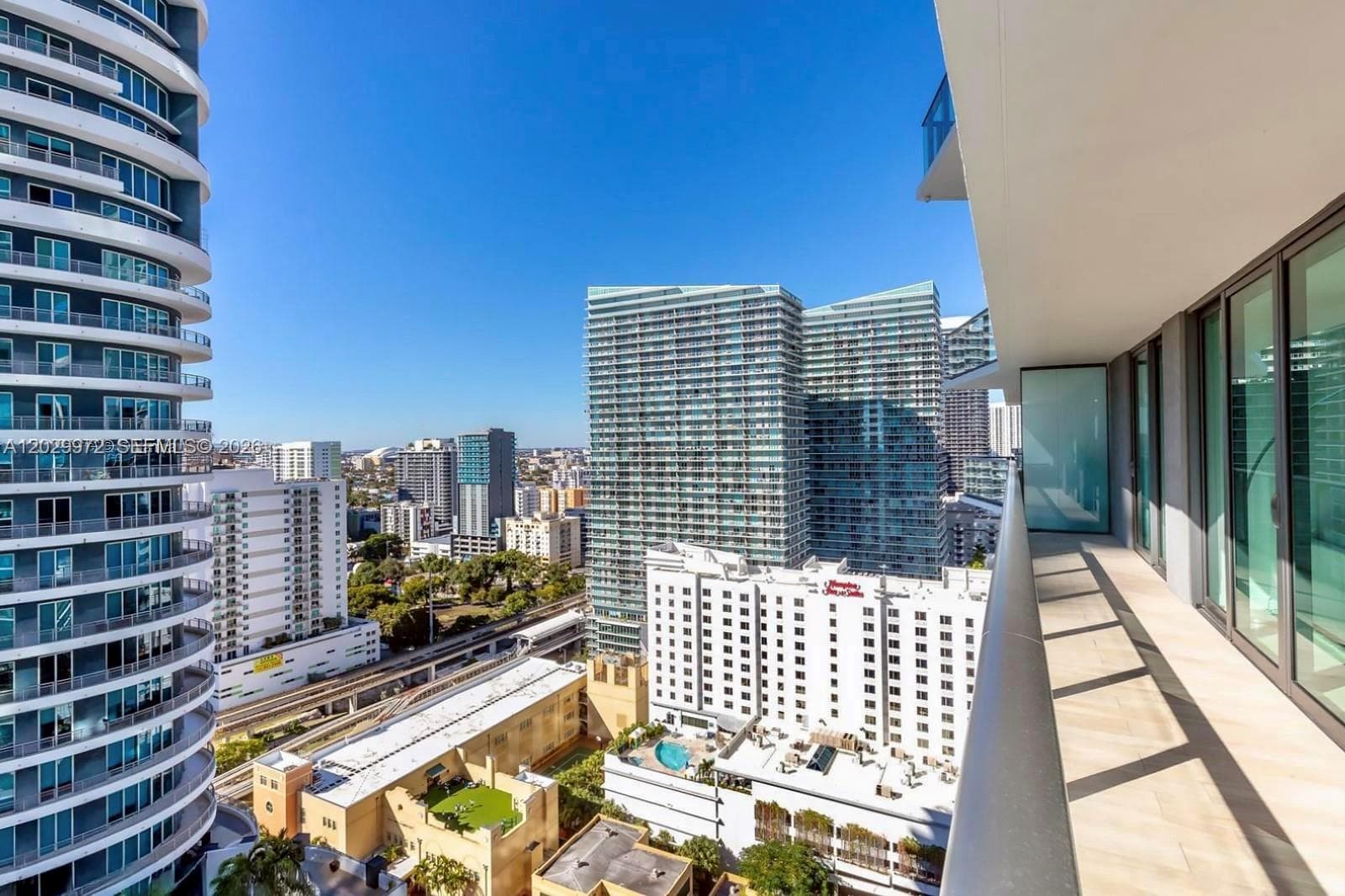 1300 S Miami Ave # 2209, Miami FL 33130 — 25