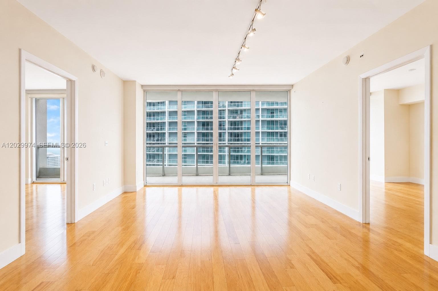 475 Brickell Ave # 2909, Miami FL 33131 — 6