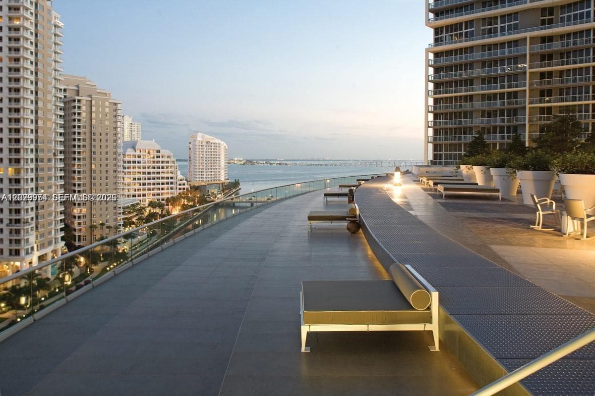 475 Brickell Ave # 2909, Miami FL 33131 — 35