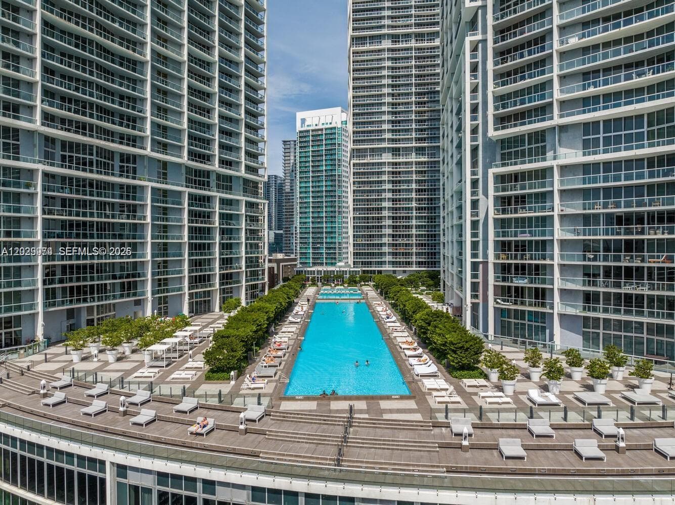 475 Brickell Ave # 2909, Miami FL 33131 — 31