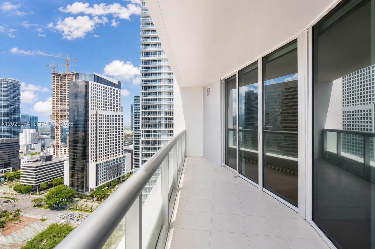 475 Brickell Ave # 2909, Miami FL 33131 — 25
