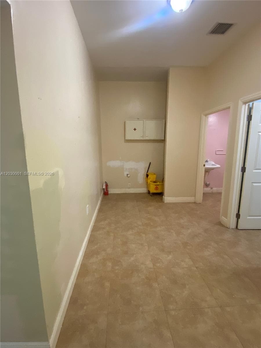 4796 NW 167th St, Miami Gardens FL 33014 — 6