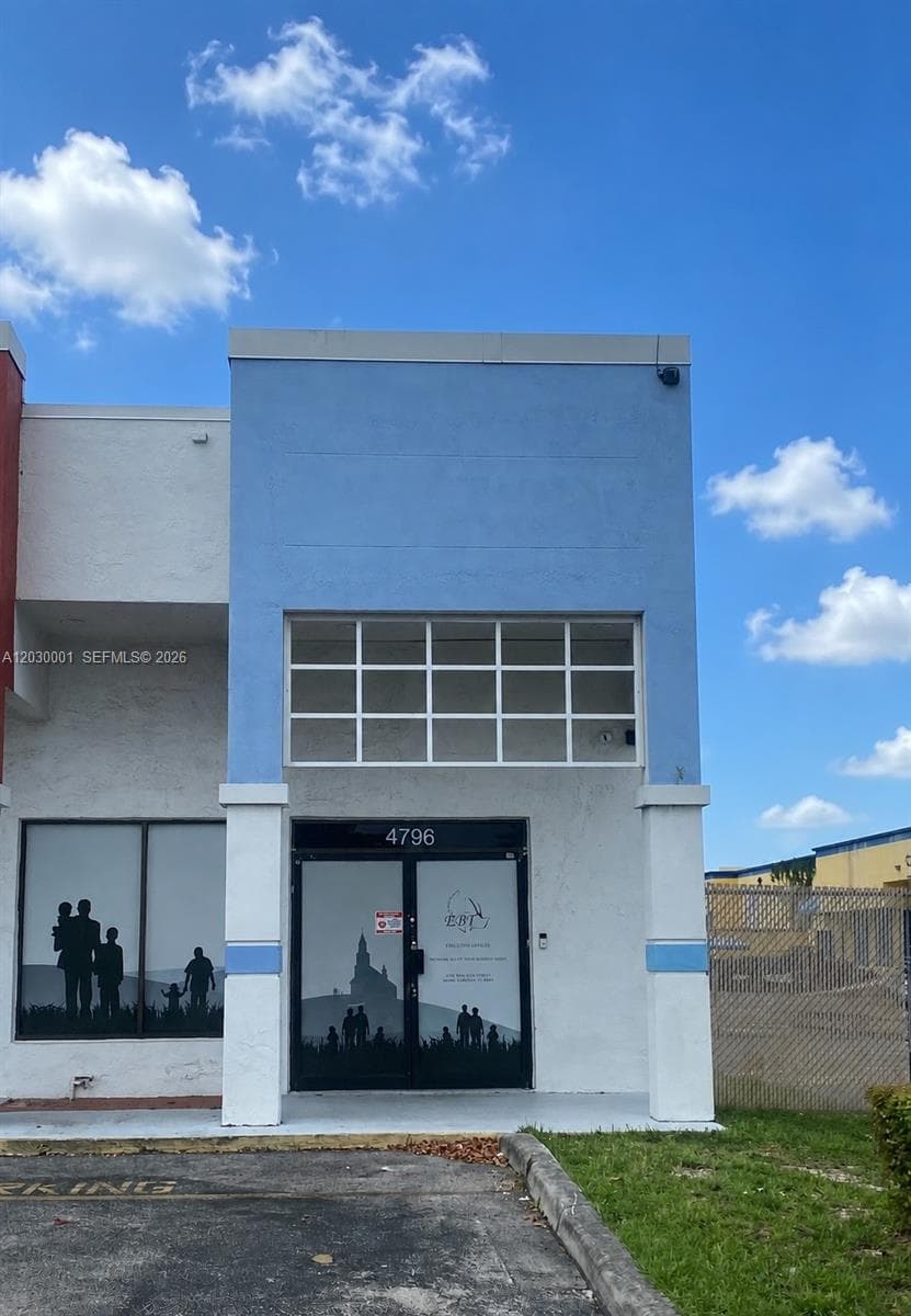 4796 NW 167th St, Miami Gardens FL 33014 — 1
