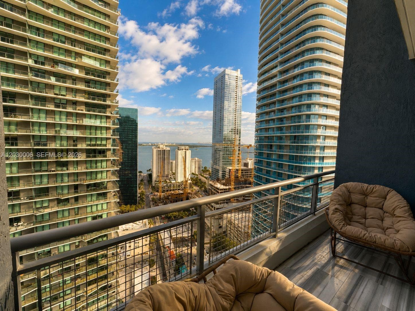 60 SW 13th St # 3004, Miami FL 33130 — 13