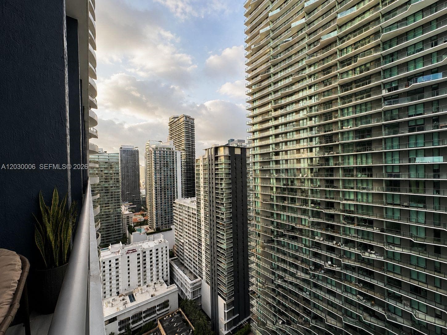 60 SW 13th St # 3004, Miami FL 33130 — 11