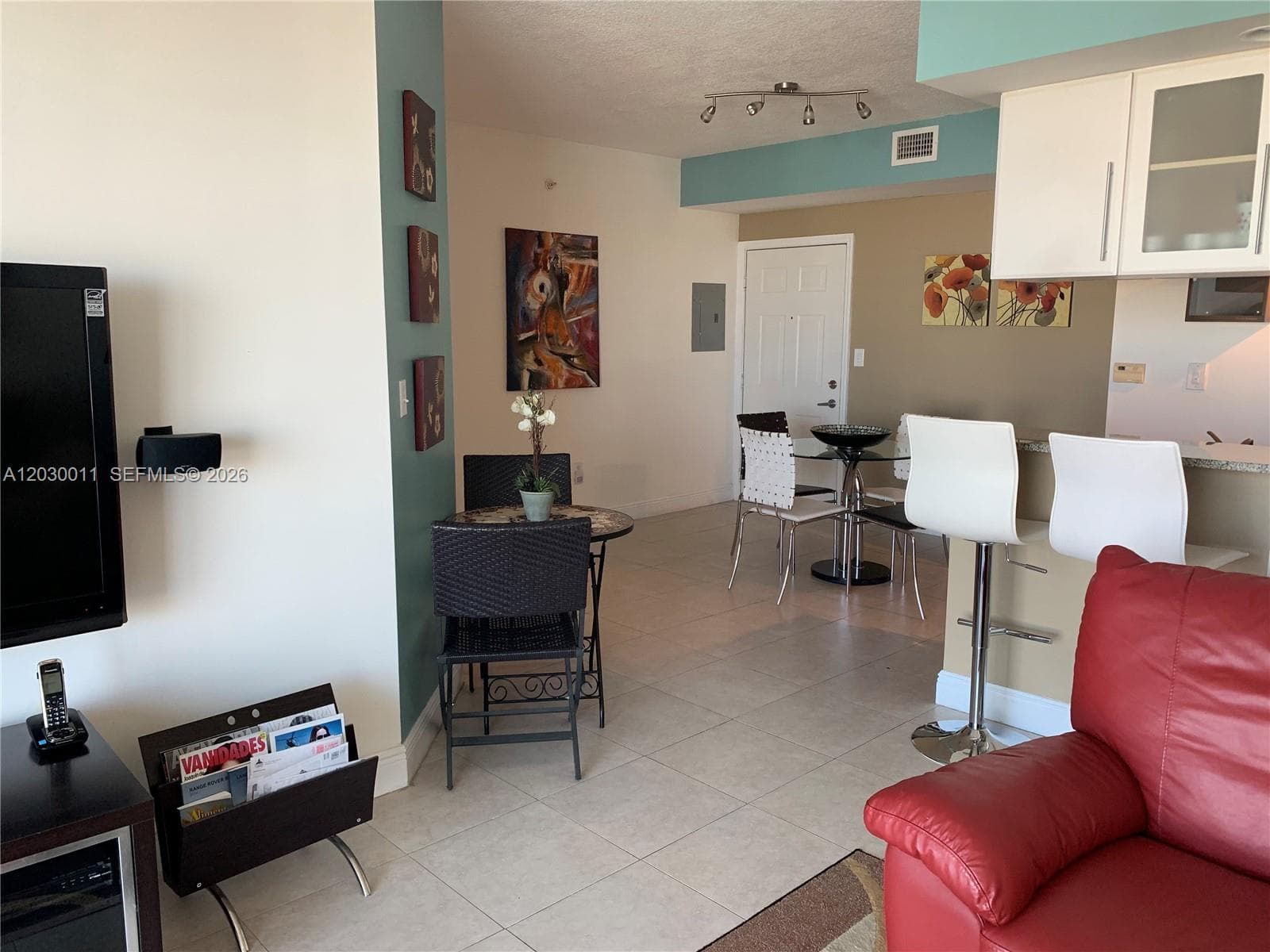 275 NE 18th # 1709, Miami FL 33132 — 28