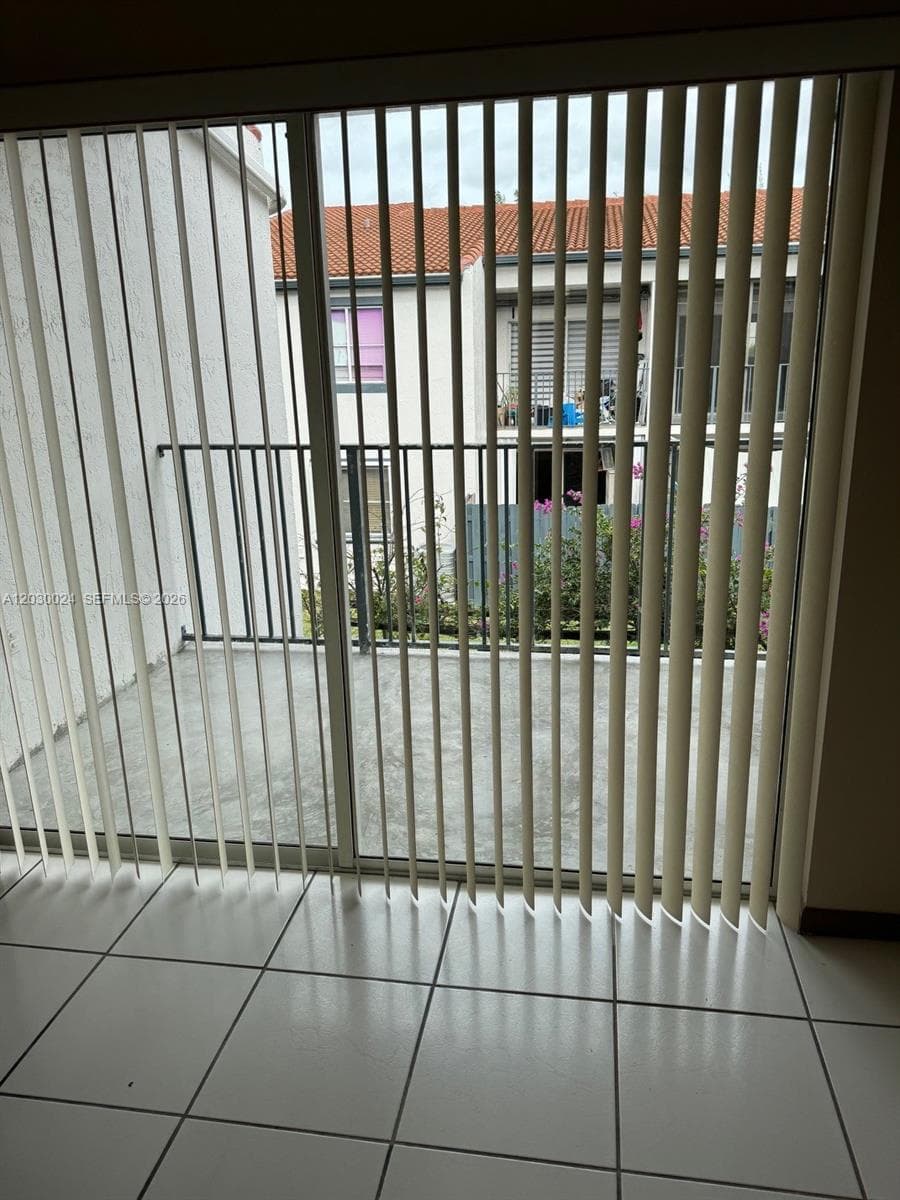 Villa Real Condo No 4, Miami, FL — 9