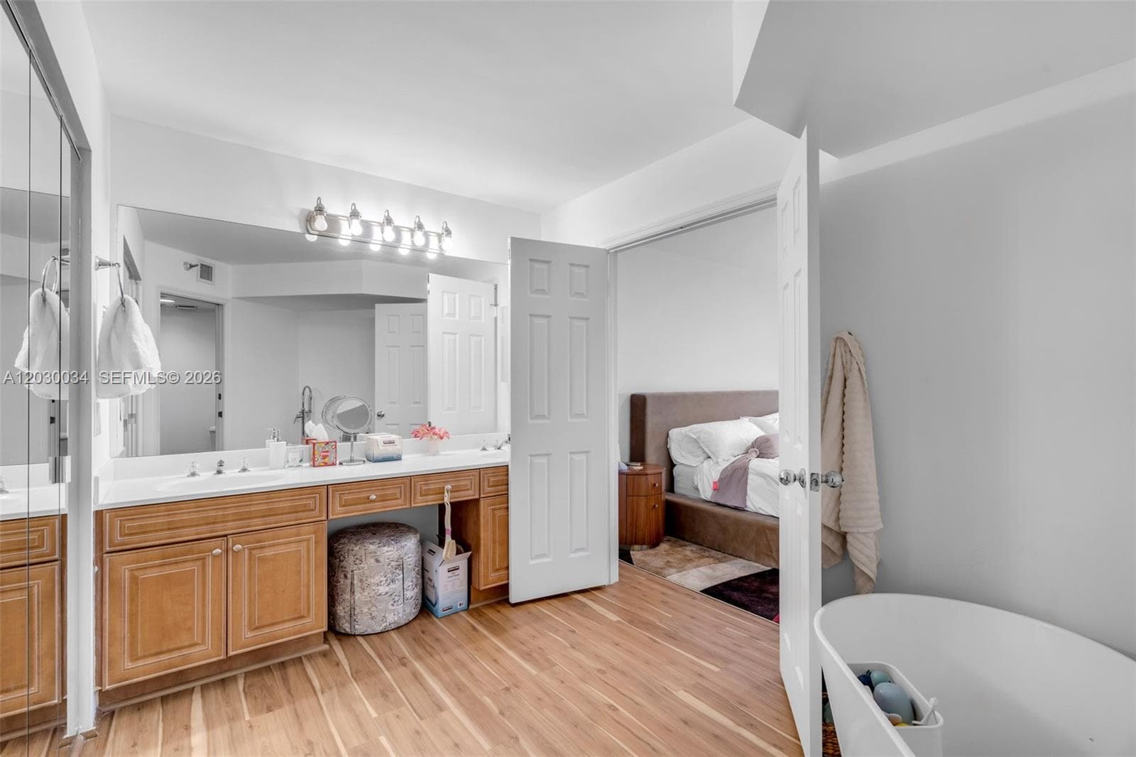 3500 Mystic Pointe Dr # 1205, Aventura FL 33180 — 14