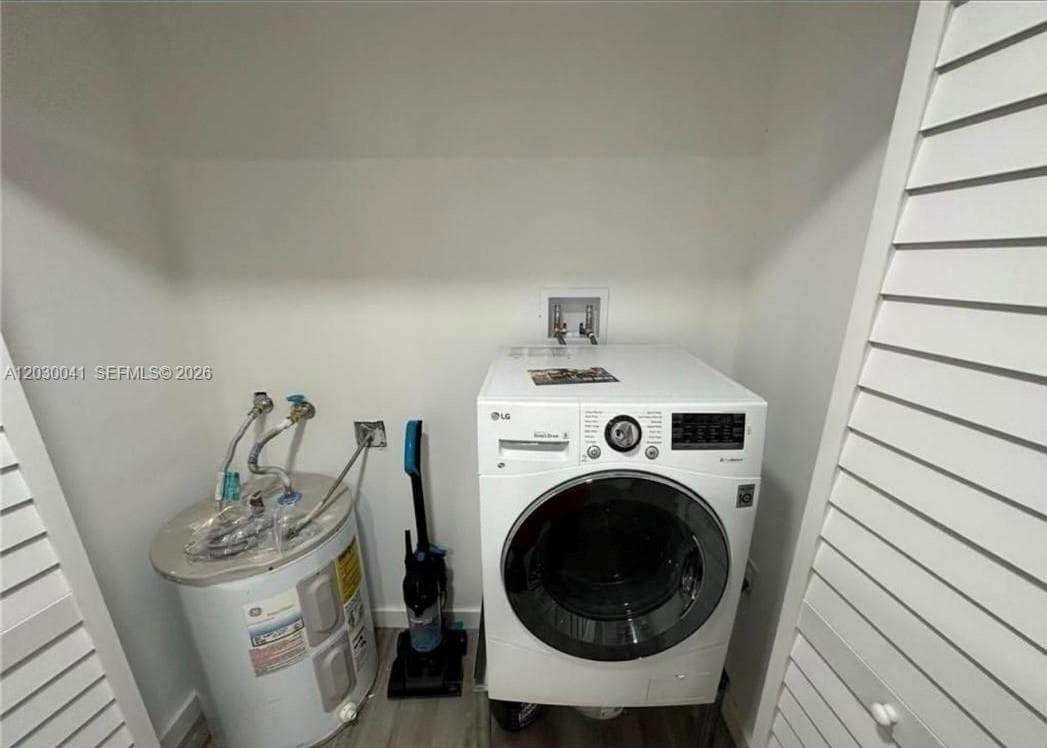18900 NE 3rd Ct # 509, Miami FL 33179 — 22