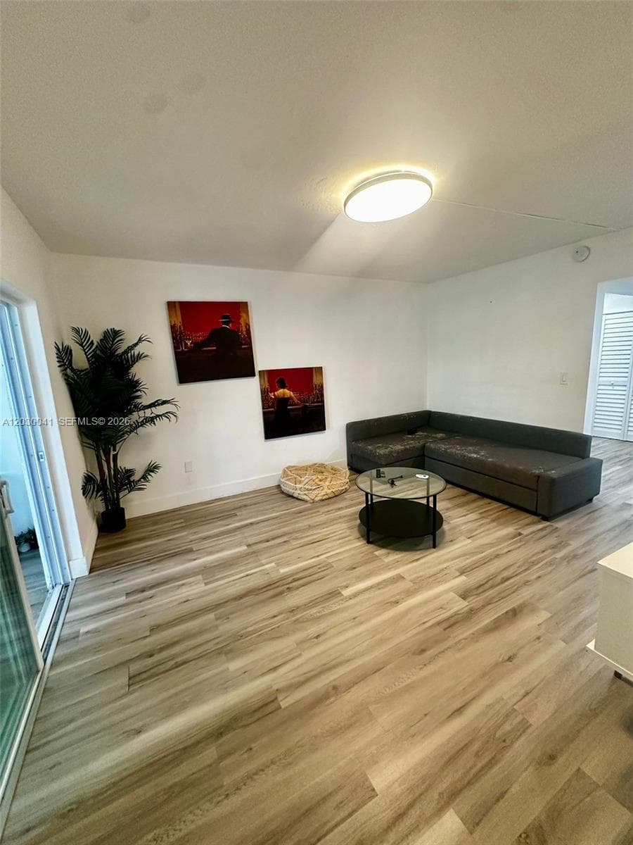 18900 NE 3rd Ct # 509, Miami FL 33179 — 11