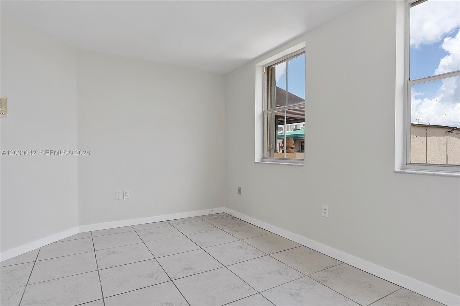 8631 NW 4th Ter # 1001, Miami FL 33126 — 27