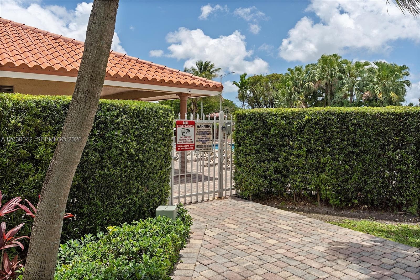8631 NW 4th Ter # 1001, Miami FL 33126 — 56