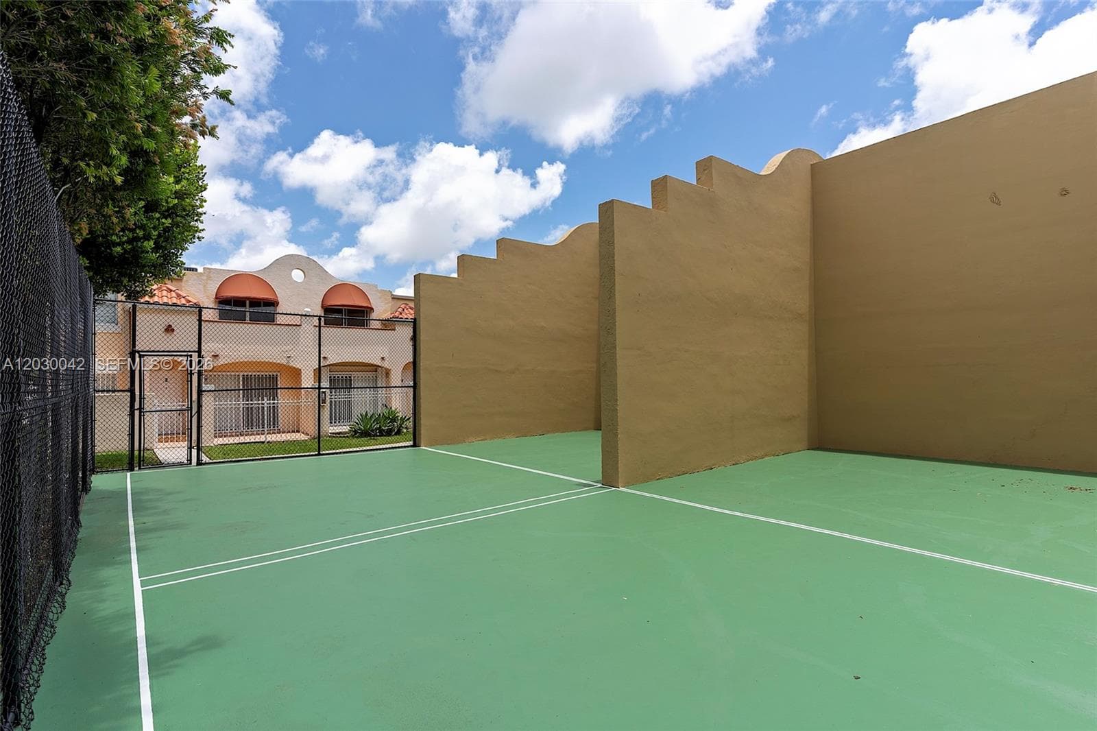 8631 NW 4th Ter # 1001, Miami FL 33126 — 46