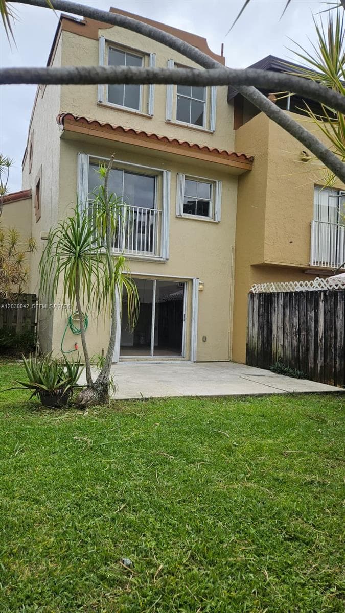 8631 NW 4th Ter # 1001, Miami FL 33126 — 47