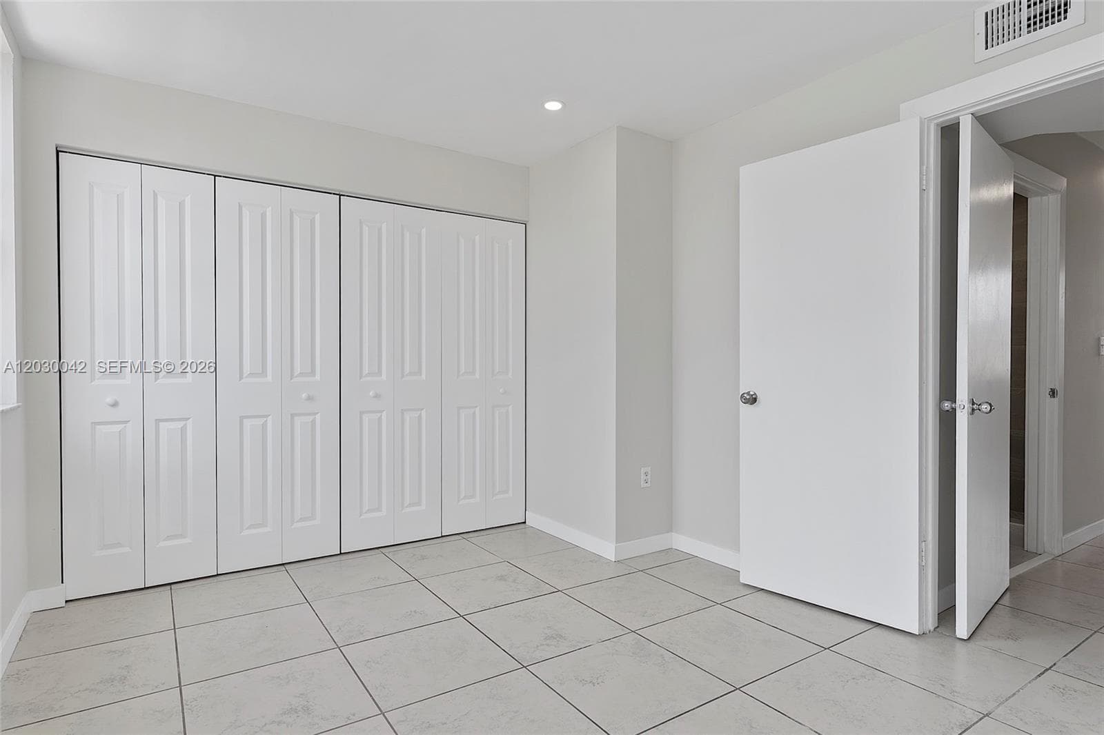 8631 NW 4th Ter # 1001, Miami FL 33126 — 26