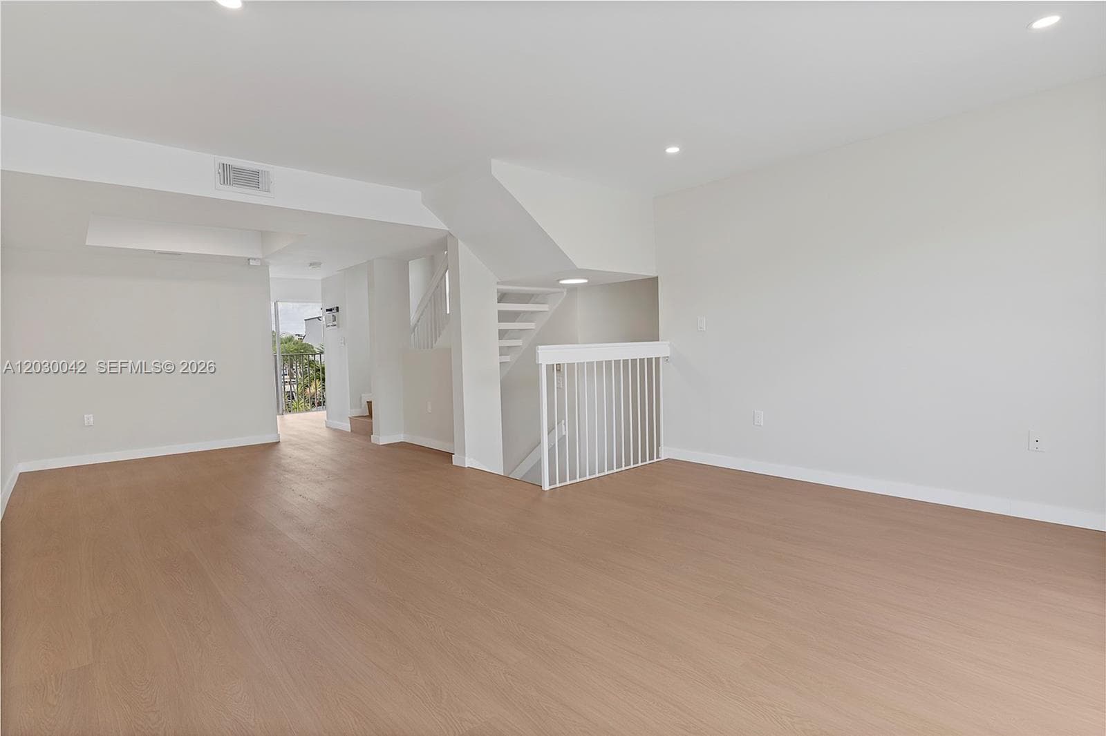 8631 NW 4th Ter # 1001, Miami FL 33126 — 7