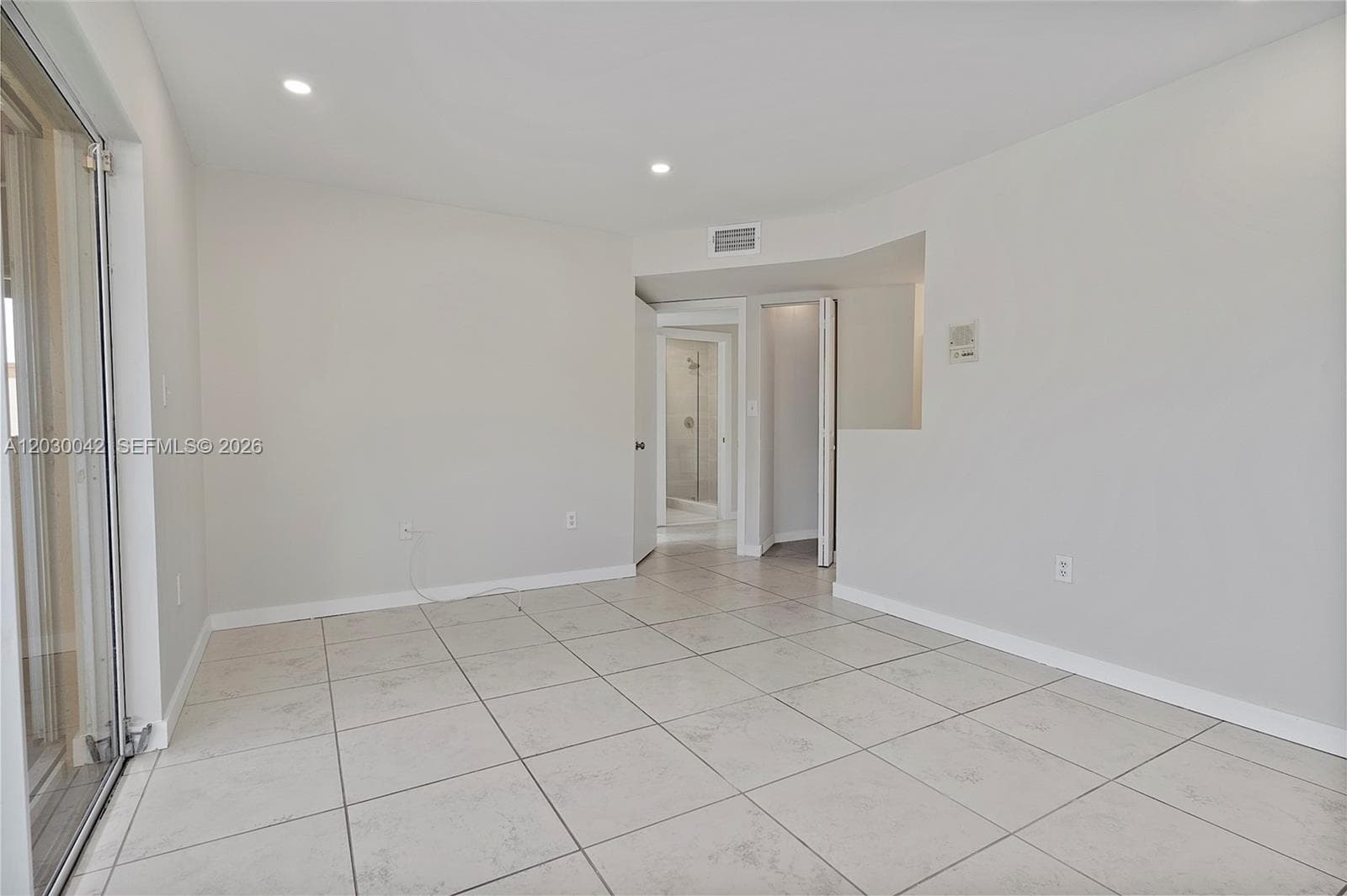 8631 NW 4th Ter # 1001, Miami FL 33126 — 32